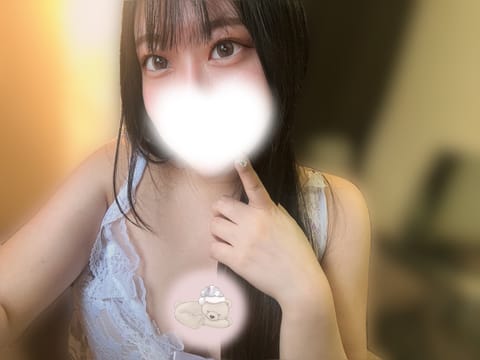 次回出勤予定です❕(今日も明日もいます😙)
28日、1日 15:00-23:00
2日17:30-23:00
3日18: