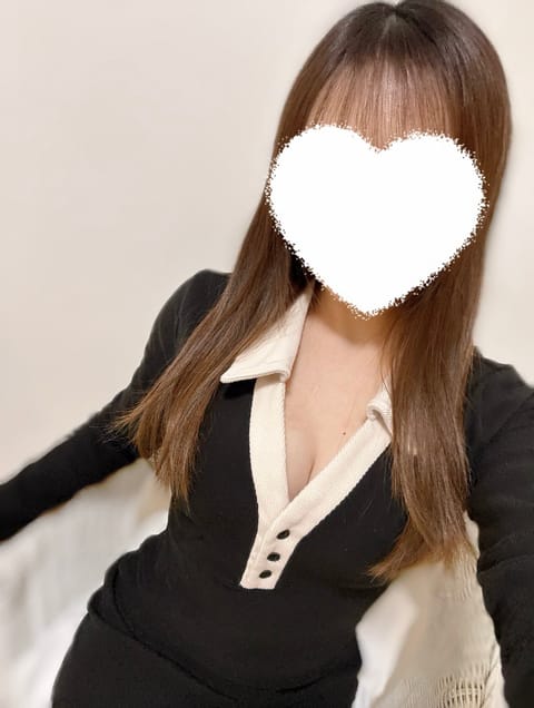 おはようございます〜🐹

今日は、
13:00～21:00 新松戸ルーム☔️

めちゃくちゃ雨だけど
予約お待ちしており