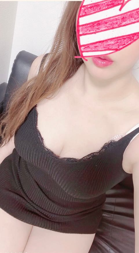 おはようございます♡
本日、恵比寿ルームにて10時〜ラストまでの出勤です(  ᵕ̤ɜ)ᵕ̤ૢᴗᵕ̤ૢ )

今年初出勤♡