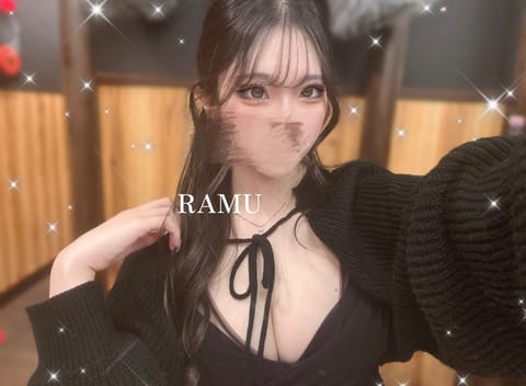 おはようございます☀️

本日21:00~5:00まで出勤します🐹

最短2:30~になります💖

ご予約お待ちしており
