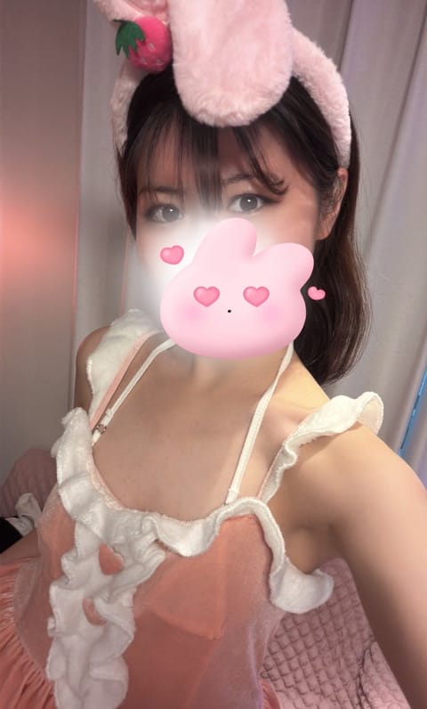 本日は珍しく新橋ルームに出勤しております♪本日17時まで、残り枠わずかです💦
この前食べたパンケーキが甘々🥞