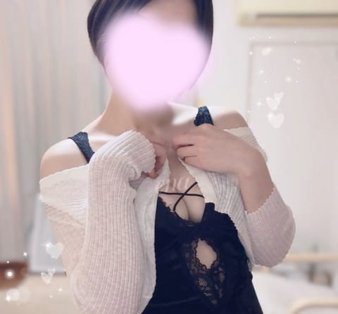 昨日も会いに来てくれてありがとう✨
本指名様day💗

笑顔がすきって言ってもらえて嬉しかった☺️🫧

毎週だったり、毎