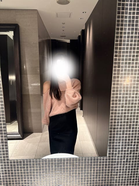 こんにちは！
毎日投稿5目だよん！
なんか昨日からXが使えなかったけど、やっといじれるようになりました！
🧊かと思って焦