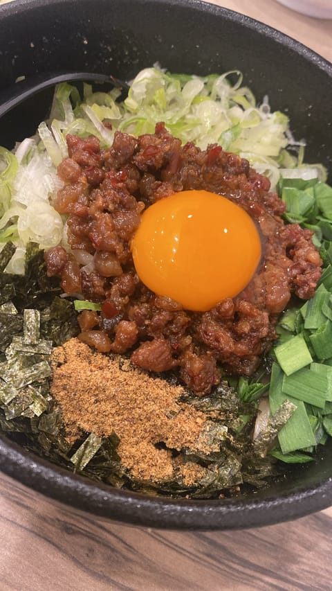 今日はお休みだったからお好み焼きにラーメンに食べすぎちゃって…幸せ🐷💓

明日は私が幸せお届けします🕊️♡