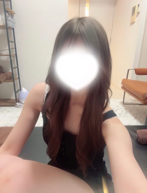 21:00-5:00までいるよ〜🤍🤍
会いにきて🥺🥺🥺🥺