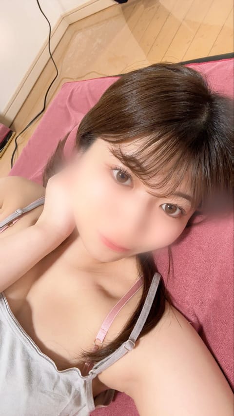 今週のシフト🐣
3月30日12時-23時(北千住)
　　31日12時-21時(錦糸町)
4月2日12時-23時(錦糸町)