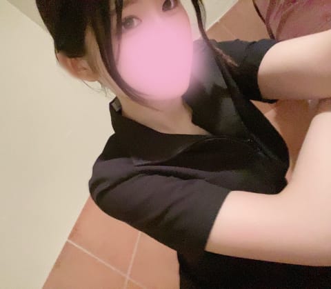 28日(金)は20:00-5:00出勤します🫧🫧
🈳21:50-2:30

ご予約様✨✨いつもありがとうございます😊
お