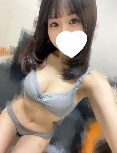 本日より四日間連続出勤です🥰
久しぶりに出勤できて嬉しい☺️
お誘いお待ちしてます🎀