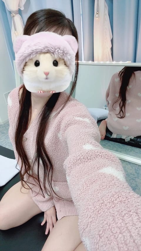 本日・明日12-20で出勤です❣️

稲森さんけっこう勉強熱心なので、マンネリにならないようマッサージの講習を受けに行っ