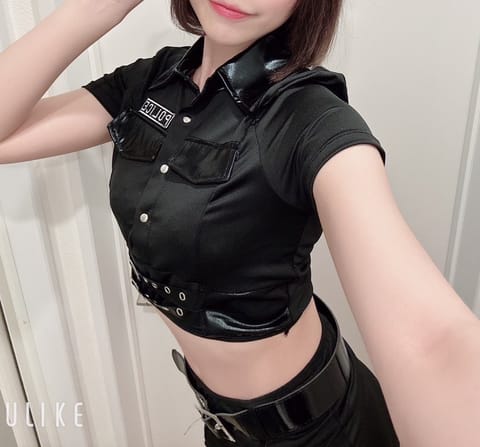 ルームいます🙋‍♀️
9時時点で30度超えてたみたいなので駅から歩いて来る方、ちょっと離れた駐車場から来る方、暑さ対策ば