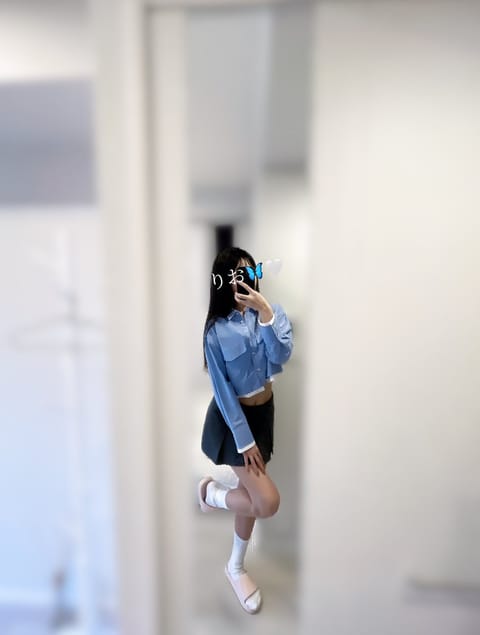 こんばんは
来週のシフトです🦋

♛┄┄┄┄┄┄┄┄┄┄┄┄┄┄┄┄♛
𝟑𝟏日(木) 𝟏𝟓:𝟎𝟎~𝟐𝟏:𝟎𝟎
𝟏日(金)