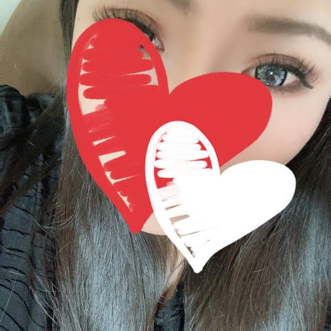 金曜日土曜日出勤予定です🙇‍♀️
日曜日以降出勤が減ります💦
お時間合いましたら是非✨
色んな出会い期待してます🫡
ご予