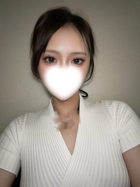 間違って出勤投稿消しちゃいました😅
本日20時まで出勤しております。16時〜🈳なので予約待ってます🥹💞