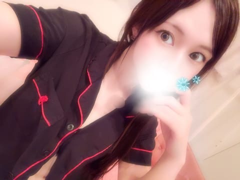 口開けのおにいさまありがとう🥰💓

生憎の雨模様☔️タイミング良く(悪く？w)今日明日出勤ですが、会えるわくわくと無理し