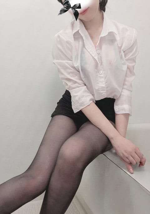 私の可愛いワンちゃんたち🐕️♡
午後も一緒に頑張りましょうね😌✨

👠今週の出勤（空き枠）
8/27（木）19:00-2
