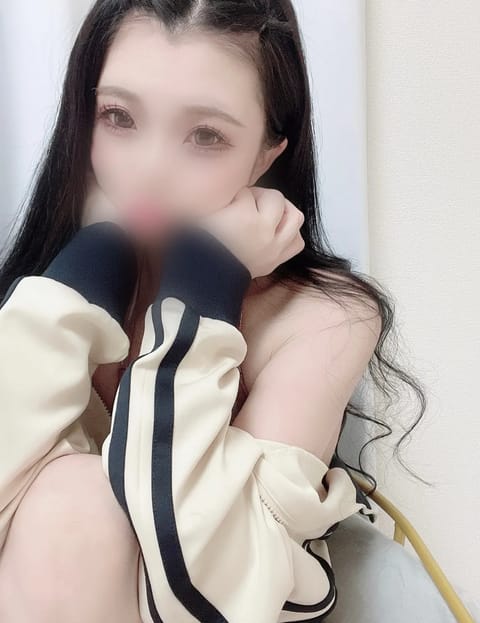 明日から2ヶ月ぶりに
静岡ZENO出勤します🫧🩵

めーっちゃ久しぶりの静岡に
1週間行くのでタイミング合えば
遊びに来