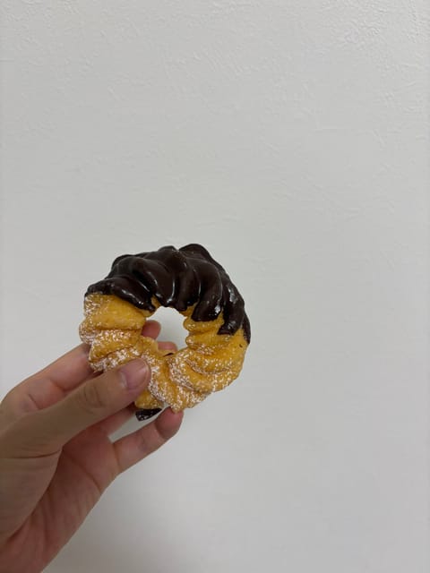 退勤しました🈵🌟

次回出勤
11日（土）12:00~です☺️

大好きなドーナツ💖
あっという間に完食です😋