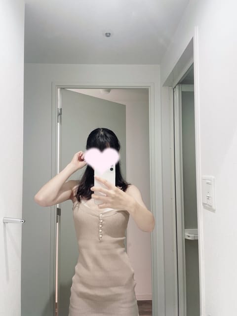 退勤しました🈵🌟

次回出勤
11日（土）12:00~です☺️

大好きなドーナツ💖
あっという間に完食です😋