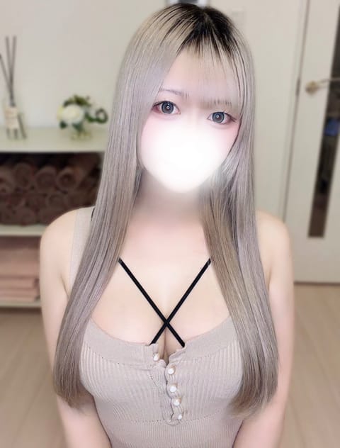 おはようございます🌼

本日【11:00~17:00】に出勤しています❣️

🈳最短【13:20~】
・90分/120分