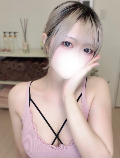 おはようございます🌼

本日【11:00~17:00】に出勤しています❣️

🈳今のところ全枠ご案内可能です
・90分/