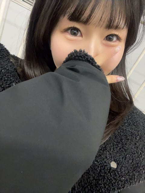 🌟予定🌟

11日　12:00-21:00
12日　12:00-18:00

急遽出勤です！
逢いに来てください~🎶
明