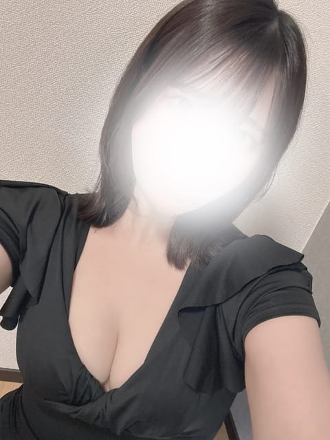出勤⚐˒˒
昨日も来てくださったはじめましての方、5月ぶりの方ありがとうございました₍ᐢ‥ᐢ₎ ♡
過去1気持ちいい！と