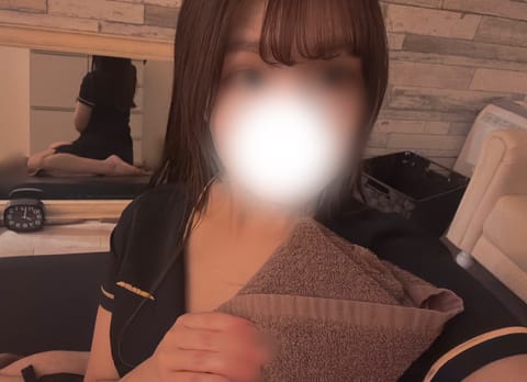 本日と明日、お待ちしております💭ྀི
梅雨のどんよりもまったり押しのけたい〜