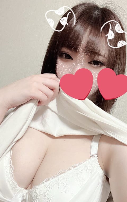 おはようございます☀️

今日は11:00~1:00で珍しく長めの出勤です！
たくさんのお兄さんと会えるの楽しみにしてま