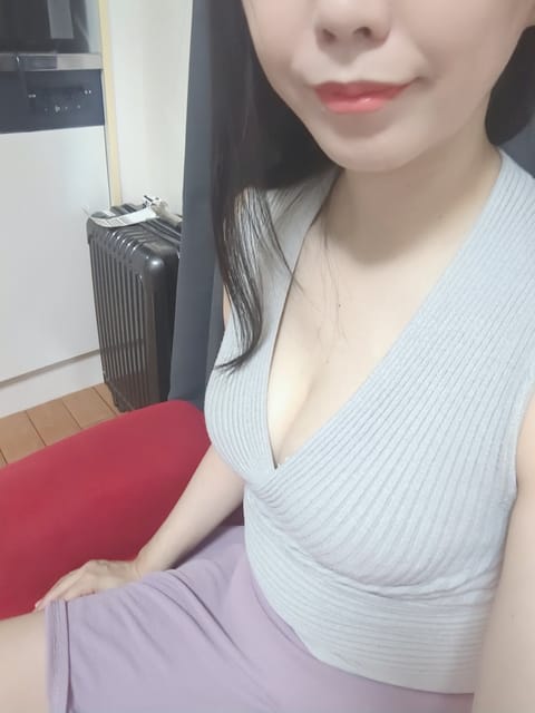 こんにちは☀りんです💝
今日派長い時間桜川のルームにいてるので良かったらご来店下さい😊