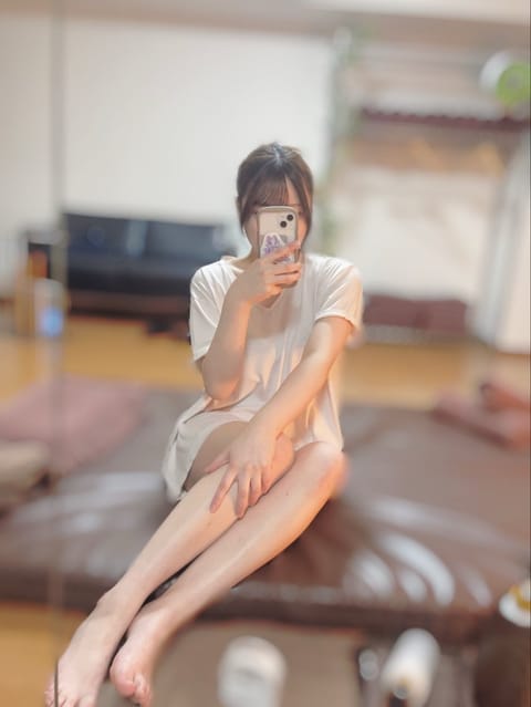 池袋ルーム 13:00~19:00 います🤍

週末はみくと過ごしましょ~☺️💞