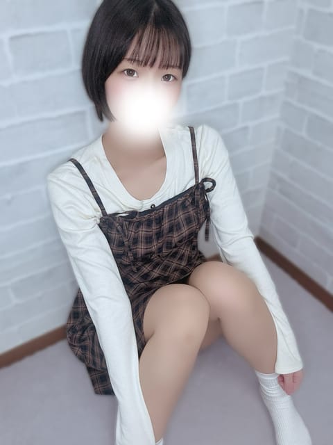 恵比寿にいます🏠💆‍♀️
22時まで待ってます🫶
久しぶりの出勤なのでドキドキ💓
@beeellleee1212 @ho