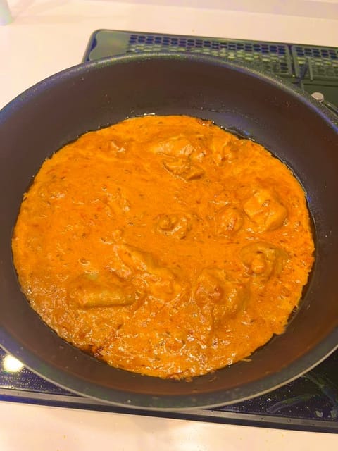 バターチキンカレー！🧈🧅🍗🍅🥘  https://twitter.com/jungle_usagii/status/19