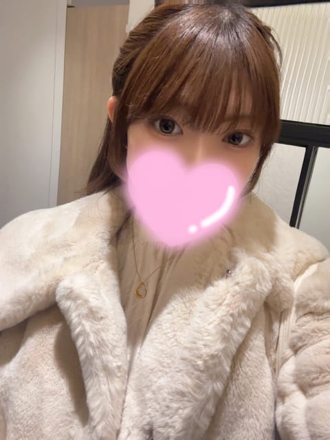 5日は🈵ありがとうございました🥹💕初めましてさんも本指名さんもお会いできて幸せでした❕明日9日も稲田堤ルームに11時〜2