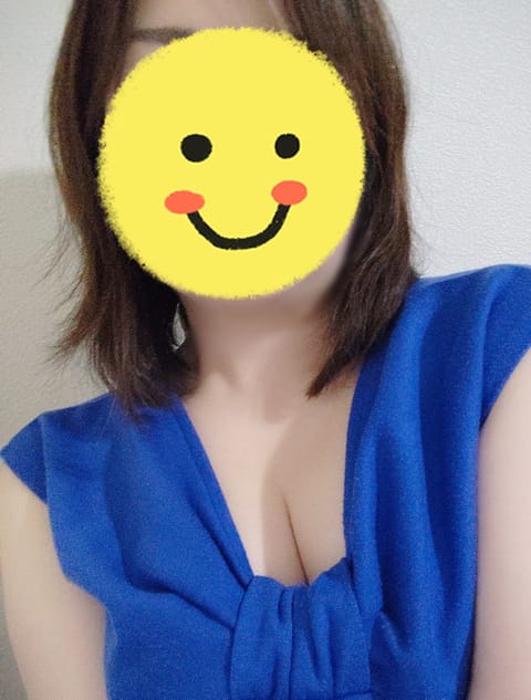 こんばんは✨
昨日はありがとうございます！お話もとっても楽しかったです😘
また聞きたいです✨

そして本日も出勤してます