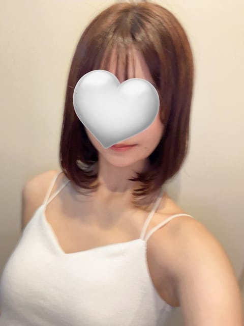 明日(今日)も15-3で出勤いたします(⋆ᴗ͈ˬᴗ͈)”
ぜひ会いに来てくださると嬉しいです

DMからもお問い合わせお