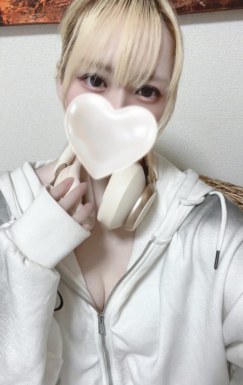 府中ルーム出勤してます〜😌
今日もよろしくお願いします🤍✨️
💎12:00-18:00