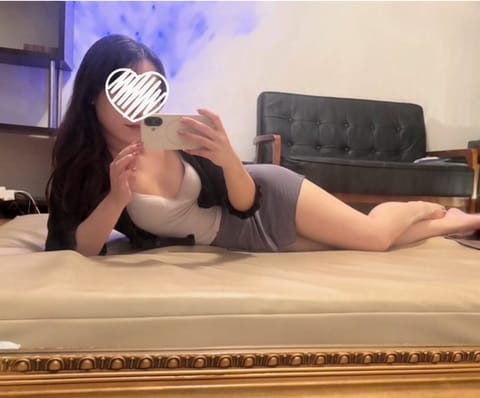お疲れ様です🤍😌

本日、いつもより遅め✨
〜20:00までお部屋います🫶

先頭ご予約ありがとうございます🌸
16:3