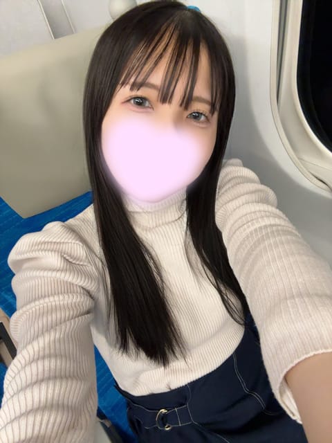 おはようございます☀️快晴ー！

本日明日おります🌟駅前です＞ ＜ ♡
春休みはついに終わってしまいましたが、今年度も学