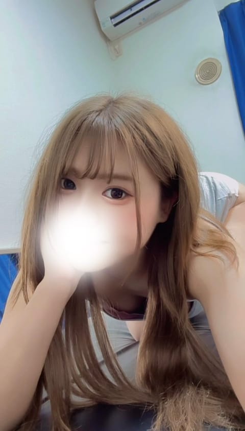 明日19:00~出勤します
お兄様達とほぐほぐタイム過ごしたい⏱ -
ご予約承っております♡♡
