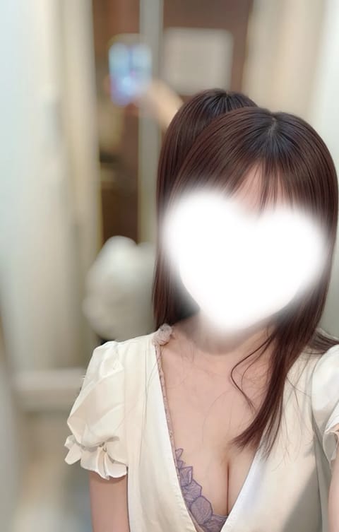 初出勤🈵枠ありがとうございました✨
初メンエスの可愛いお客様と、横浜から飛んできてくれたお客様、とっても楽しい時間をあり
