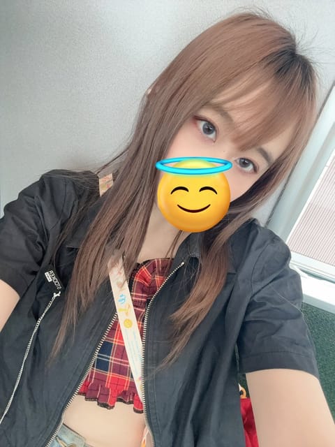明日初出勤です💕
今日は早めに寝ます😌
お兄さんに会えること楽しみにしてます🥰