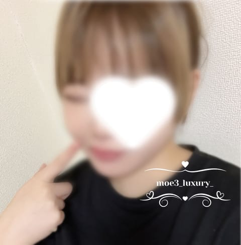おはようございます🤍

本日新小岩ルームで13:00から18:00までいます𐔌՞. .՞𐦯

温かいオイルと癒しの時間を