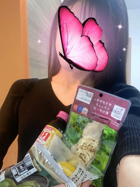 昨日お会いしたお兄様方
ありがとうございました🤍☺️
施術褒めてくれたり優しい方ばかりで
沢山笑って楽しかったです(🎀•