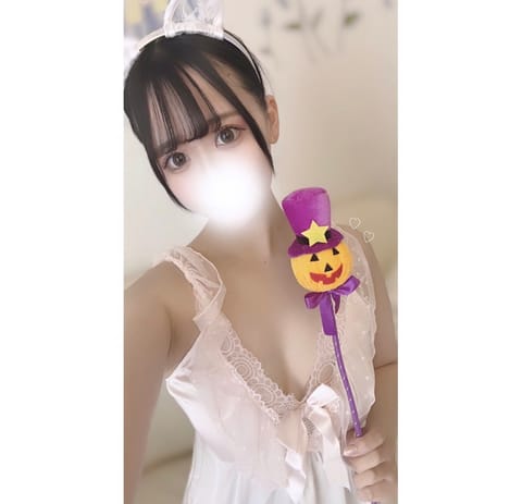 👻🎃HappyHalloween🎃👻

ハロウィンイベント最終日だよ〜🎶
自前の衣装は白猫さん^ ᴗ   ᴗ ^🤍

今