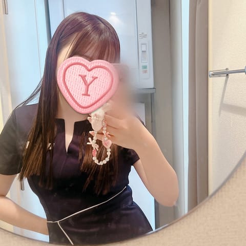 本日出勤🌟
▶︎🎀上野駅【癒しの空間ANNEX】🎀
21時30分～4時まで出勤してますので
良かったら遊びに来てください