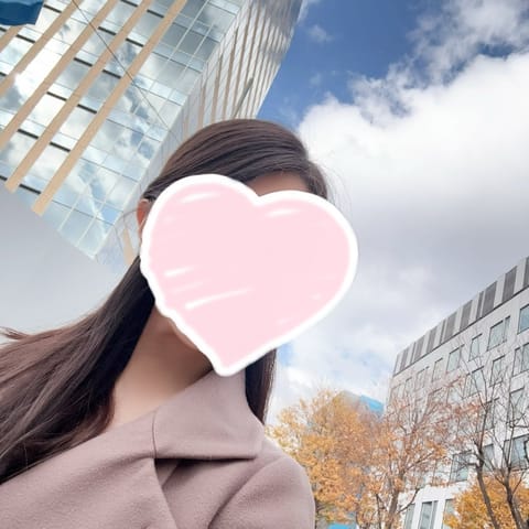すっかり秋ですね☺️
この季節がすごく好きです！
ただ、夜はやっぱり寒いですね🥹🥹🥹

今週もたくさんありがとうございま