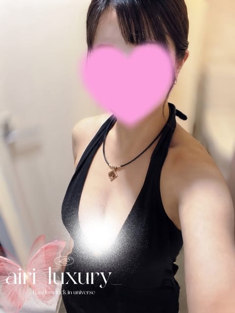 明日から3日間上野で会えます✨💕
来週は1週間お休みするので、
週末に会いに来てくれたら嬉しいです🍀
ご予約お待ちしてい