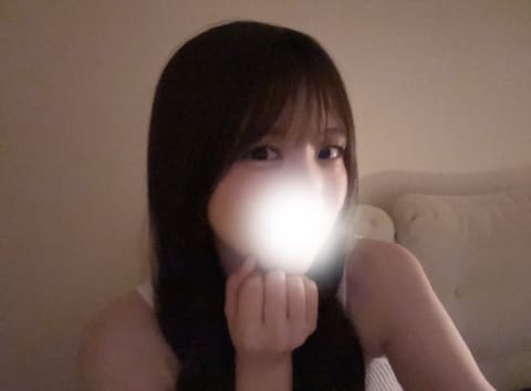 お久しぶりです！

今後の出勤予定載せます💖
4月は出勤少なめ🥲

17(金)    満枠🙇‍♀️
20(月)   19