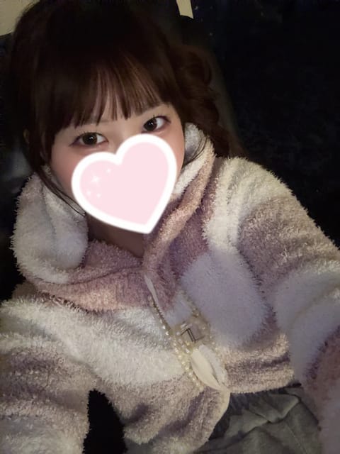 初投稿♡出勤しました🎀
今日もよろしくお願いします♪
赤羽でお待ちしております〜〜