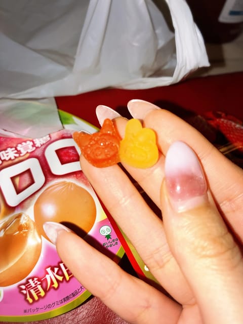 本日も雨の中にもかかわらず、たくさんのご予約ありがとうございました😆✨

そしてまたまた、たくさんグミをいただきました😋